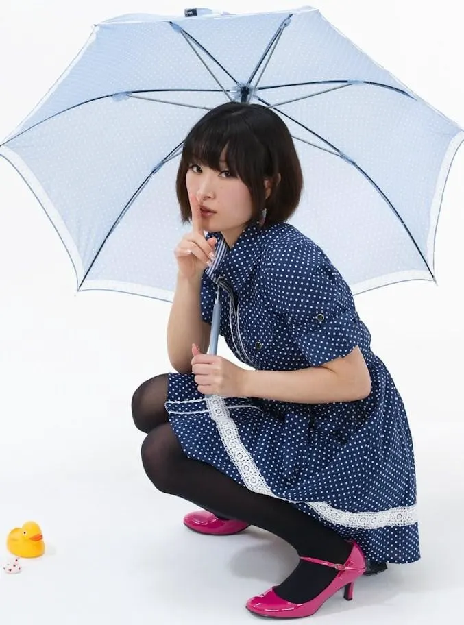 桐村まり