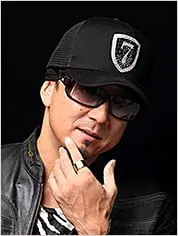 黒田崇矢