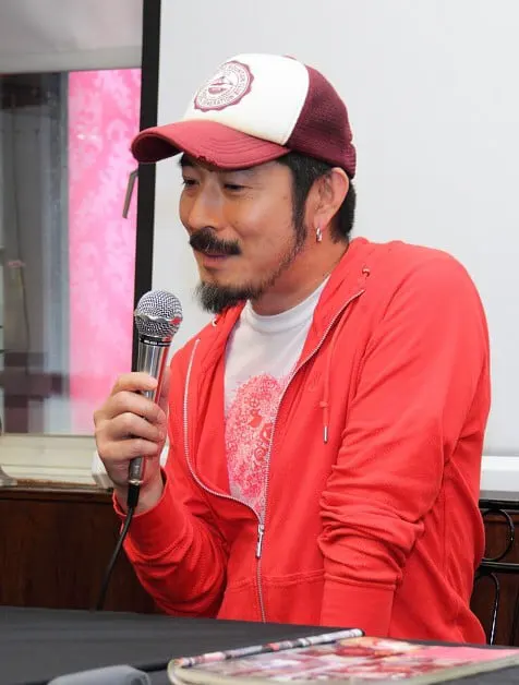 市川和弘