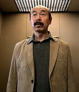 頭山 照雄